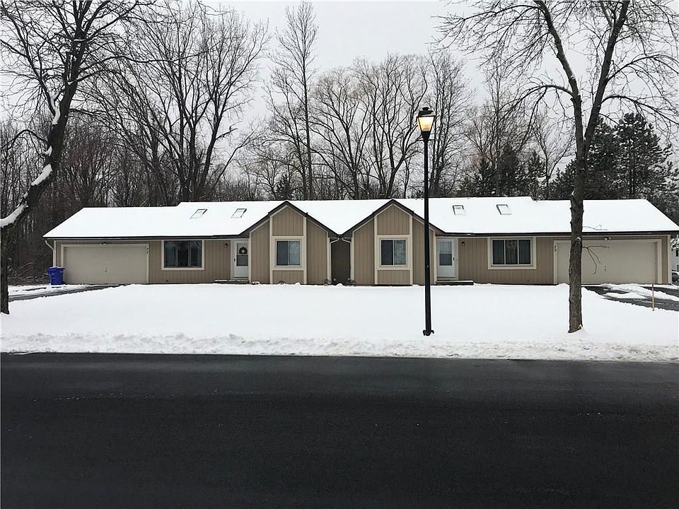 1st image of 77 Woodstone Cir #77