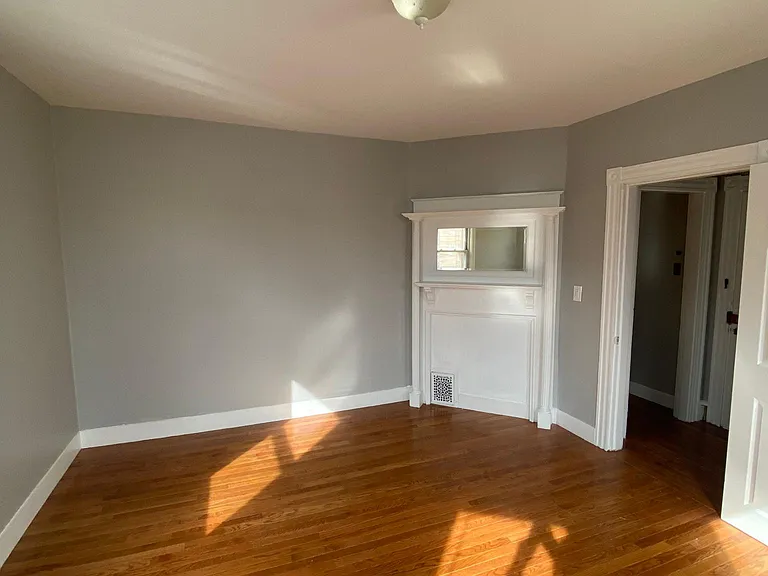 28 Moreland St #2 — Photo 12