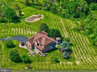 17485 White Gate Pl, Leesburg, VA 20175