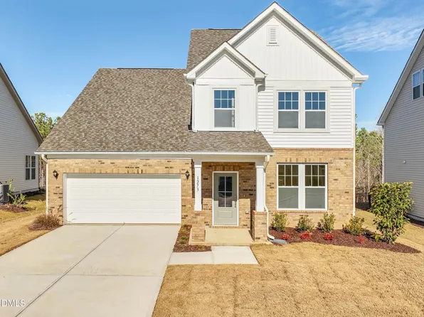 504 Hipwood Dr, Zebulon, NC 27597