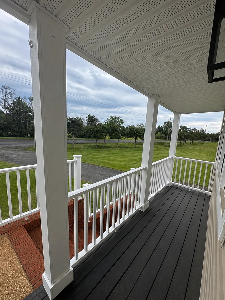 Front porch - 572 Reliance Rd