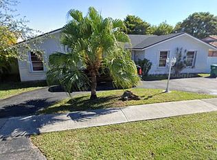 841 SW 103rd Ct, Miami, FL 33174