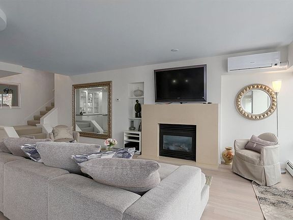 4th image of 1383 Marinaside Cres #801