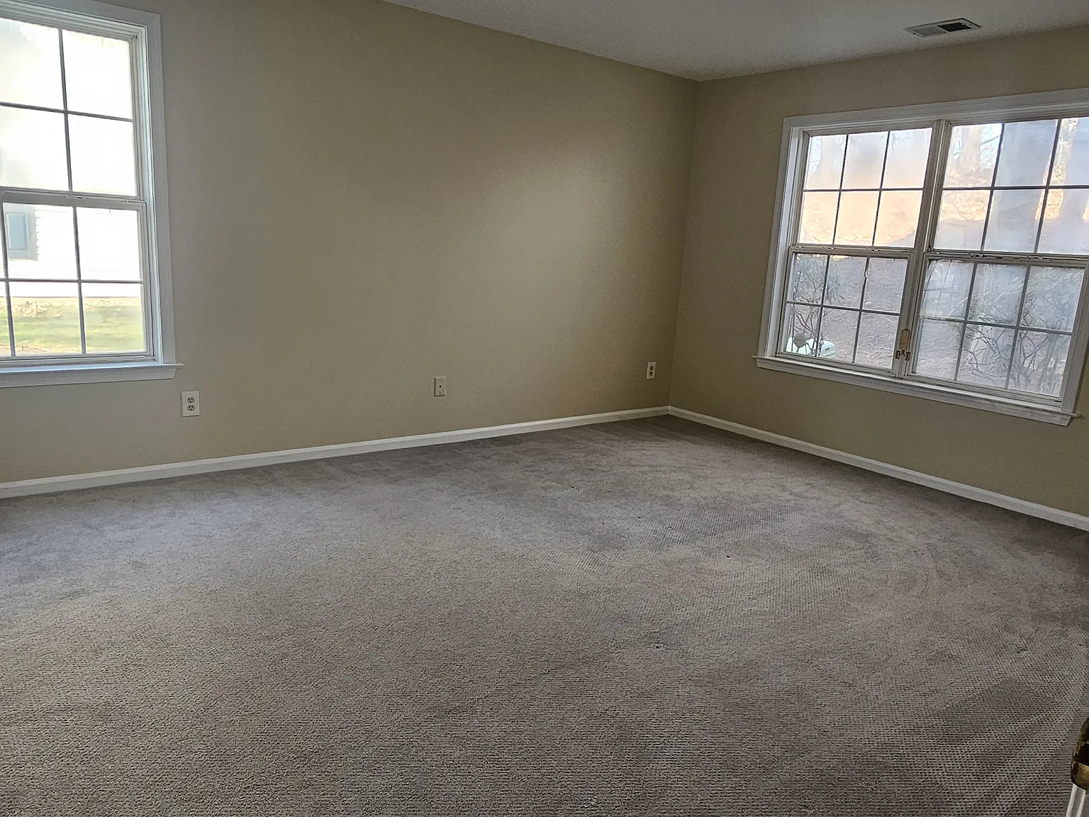 2 bed, 1034 sqft, $2,550 — Photo 3