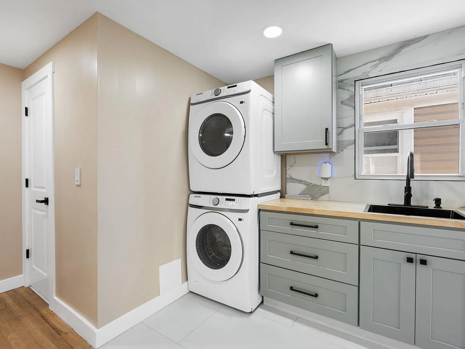 2 bed, 1.0 bath, 800 sqft, $2,600 — Photo 3