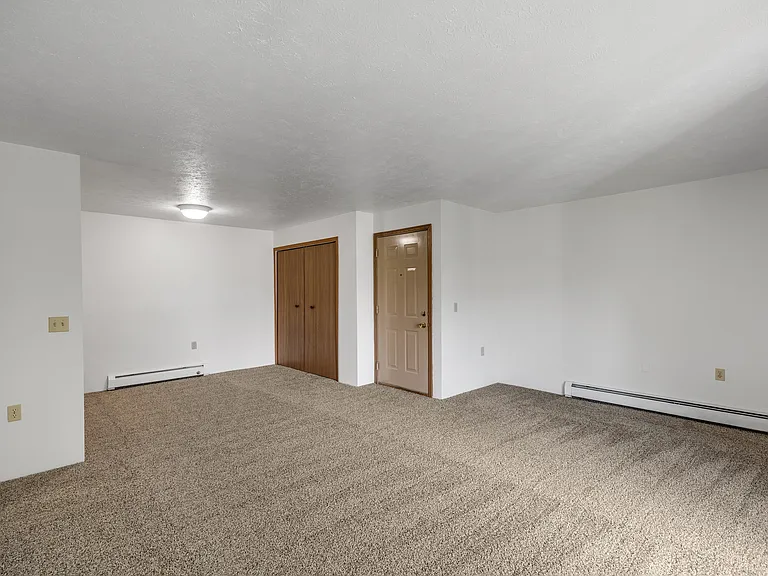 1752 Raleigh Ave #1 — Photo 4