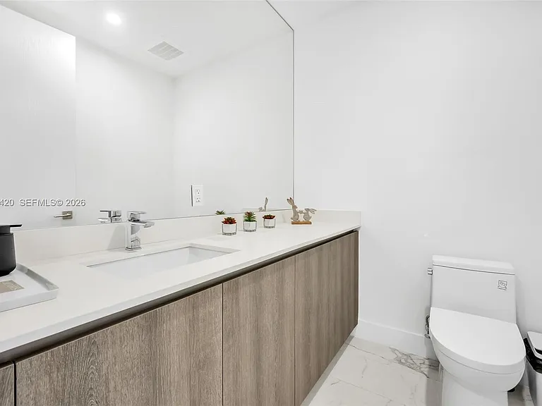 17550 Collins Ave #801 — Photo 37