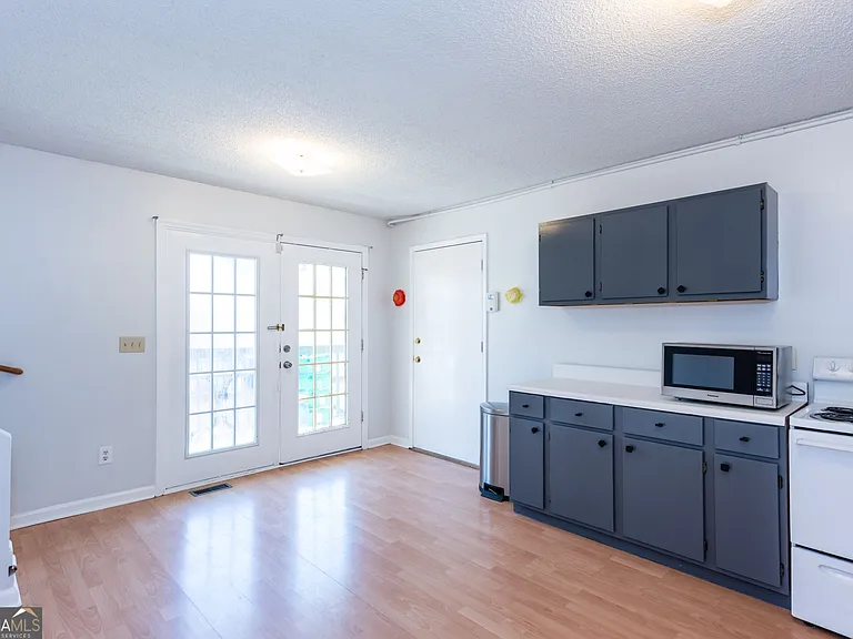 656 Bellemeade Ave NW #B — Photo 2