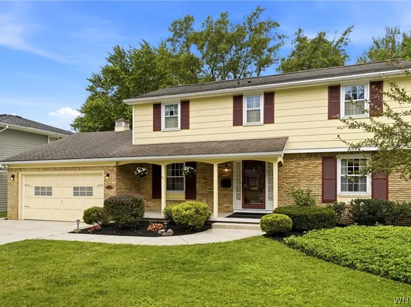 270 Sherbrooke Ave, Williamsville, NY 14221