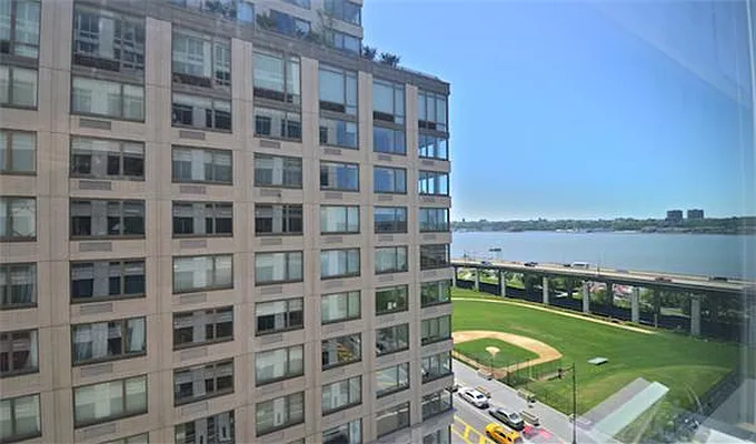 Rented by Maz Group NY | media 22