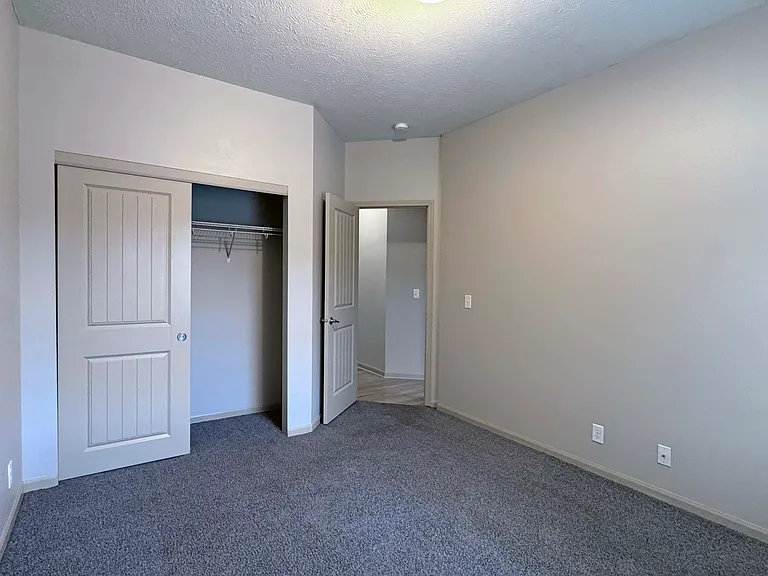 16305 Browne St — Photo 17