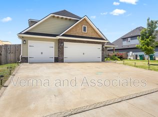 1241 Silver Maple St, Centerton, AR 72719