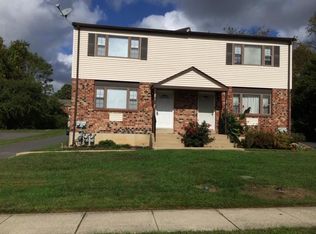 34 Thomas Rd, Aston, PA 19014