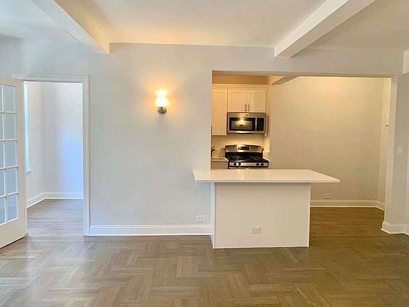 3rd image of 127 W 96th St #3B1