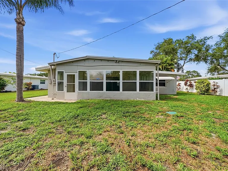 14190 Page Ave — Photo 26