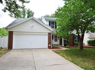 1241 Running Waters Dr, Saint Charles, MO