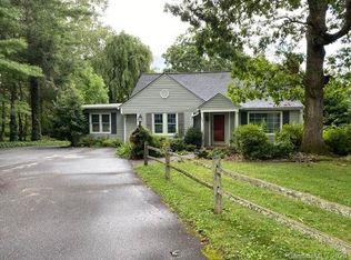 1540 Kensington Rd, Hendersonville, NC 28791