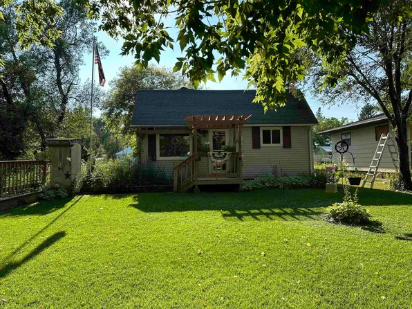 507 Hill St, Plaza, ND 58771