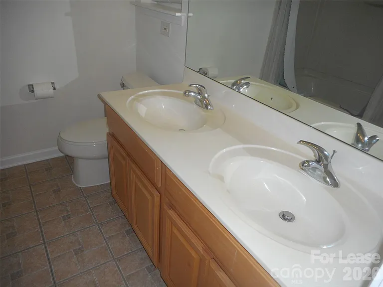 322 Deep Water Ln — Photo 19