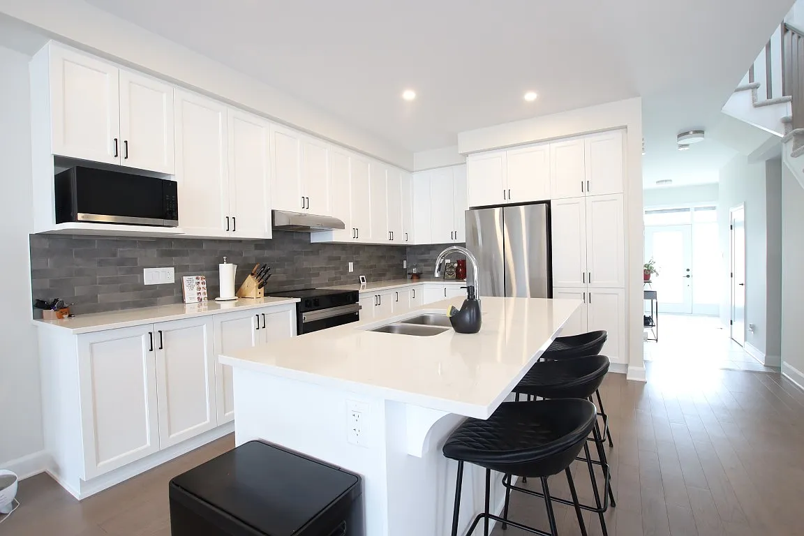 1535 Quarry Street — Photo 4