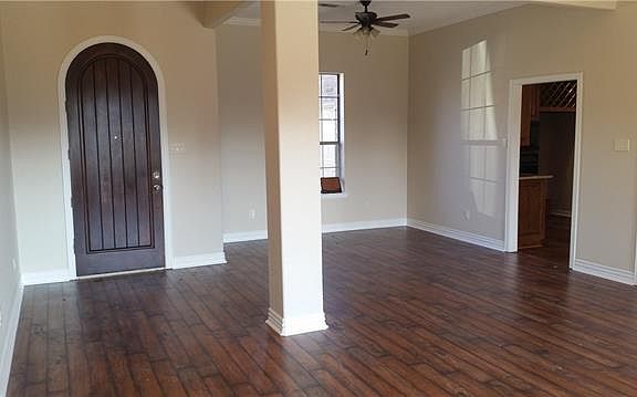 2nd image of 2210 Fair Oaks Dr