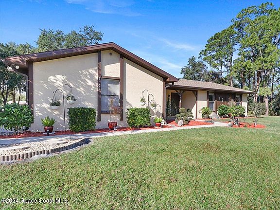 2nd image of 7532 Egret Dr