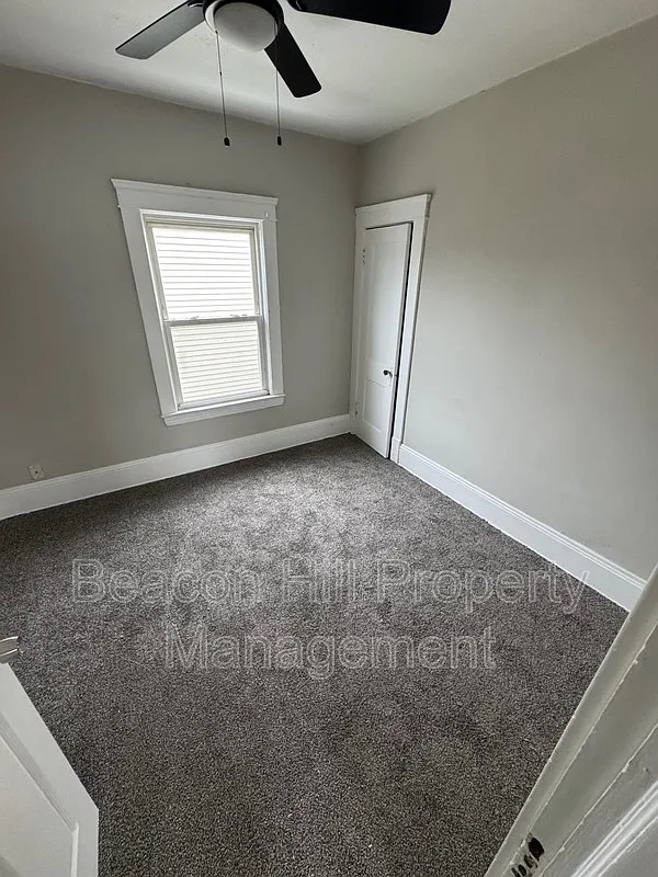 2 bed, 1.0 bath, 754 sqft, $1,100 — Photo 3