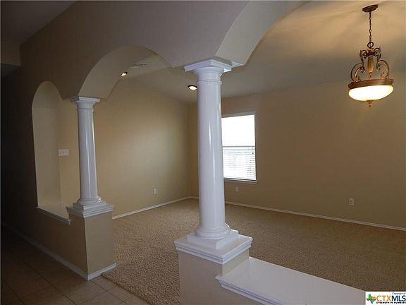 3rd image of 6211 Suellen Ln