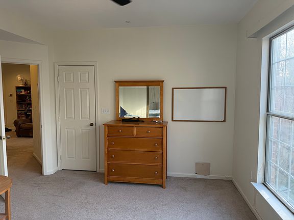 4th image of 2102 Highcourt Ln APT 202