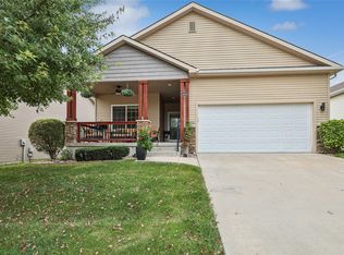 14539 Alpine Dr, Urbandale, IA 50323
