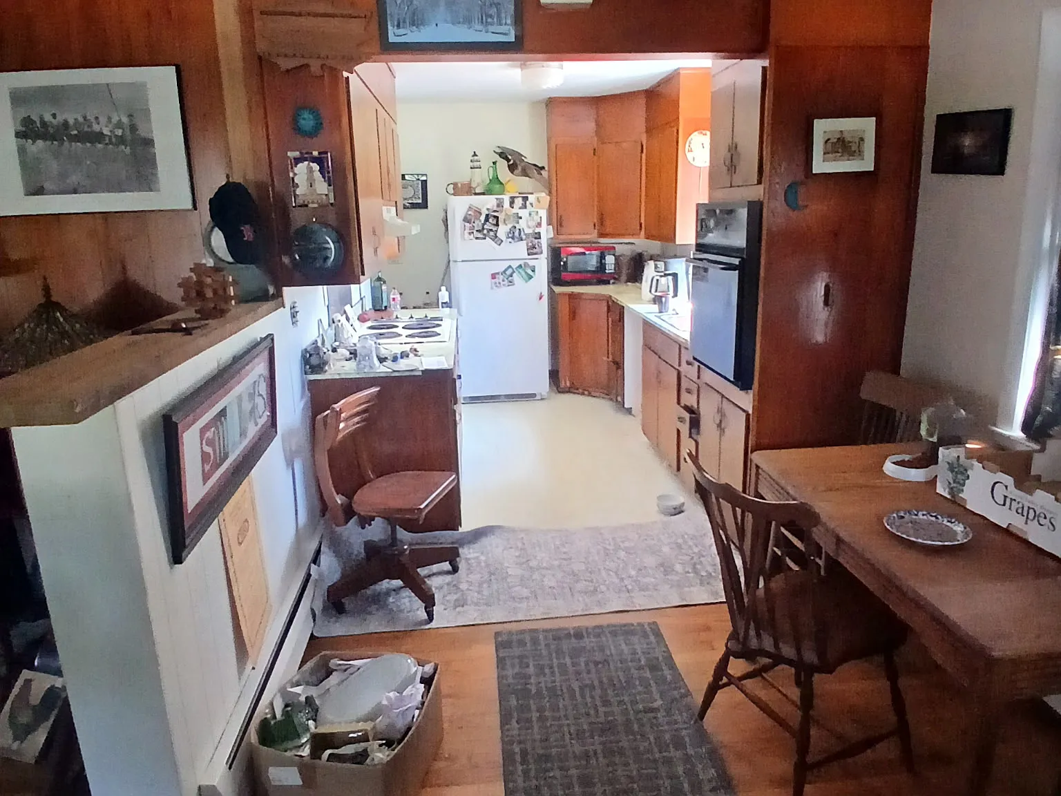 3 bed, 960 sqft, $820 — Photo 3