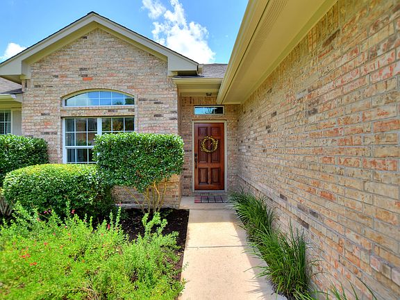 3rd image of 1903 Wickett Way