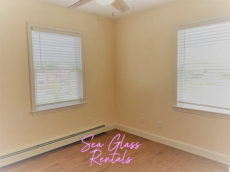 81 Floral St #2 — Photo 13