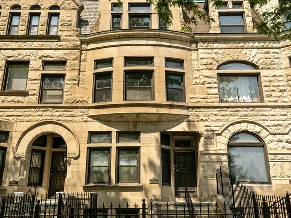 3912 S Prairie Ave, Chicago, IL 60653