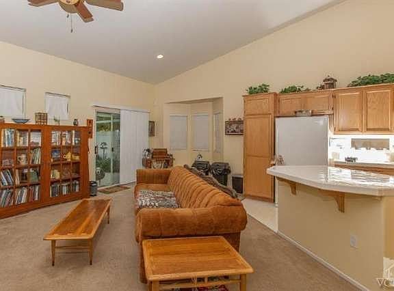 5th image of 865 Hinckley Ln