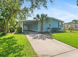 501 Santa Fe Rd, Tavares, FL 32778