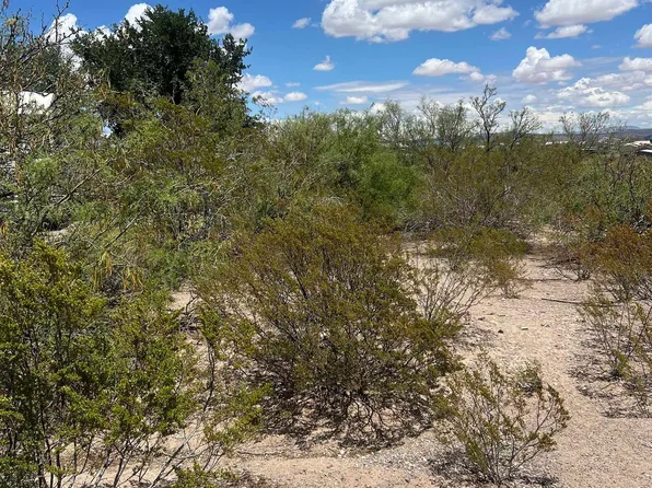 207 Olympic St, Elephant Butte, NM 87935