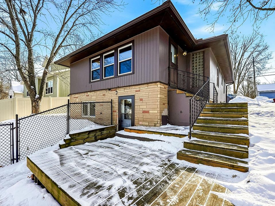 1st image of 1411 Woodland Ave