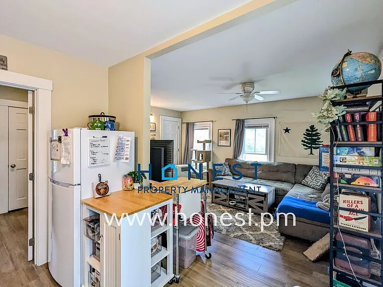 18 Warren St #2 — Photo 5