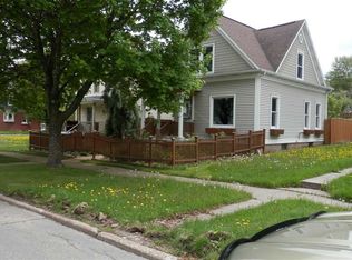 711 W Genesee St, Iron River, MI 49935