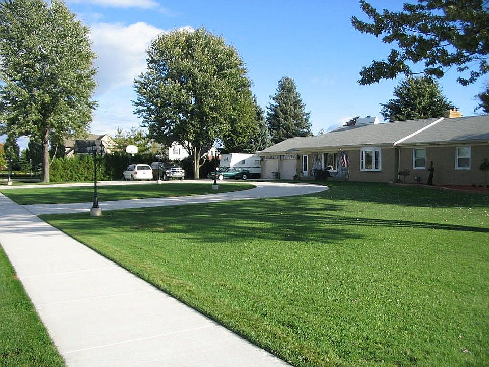 2nd image of 21200 22 Mile Rd