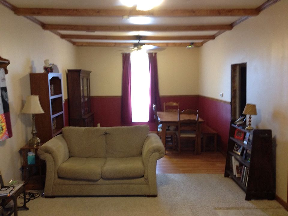 2nd image of 301 W Mill St