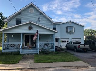 24 N Bend St, Peru, NY 12972