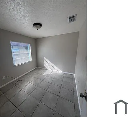 8217 N Marks St #B — Photo 10