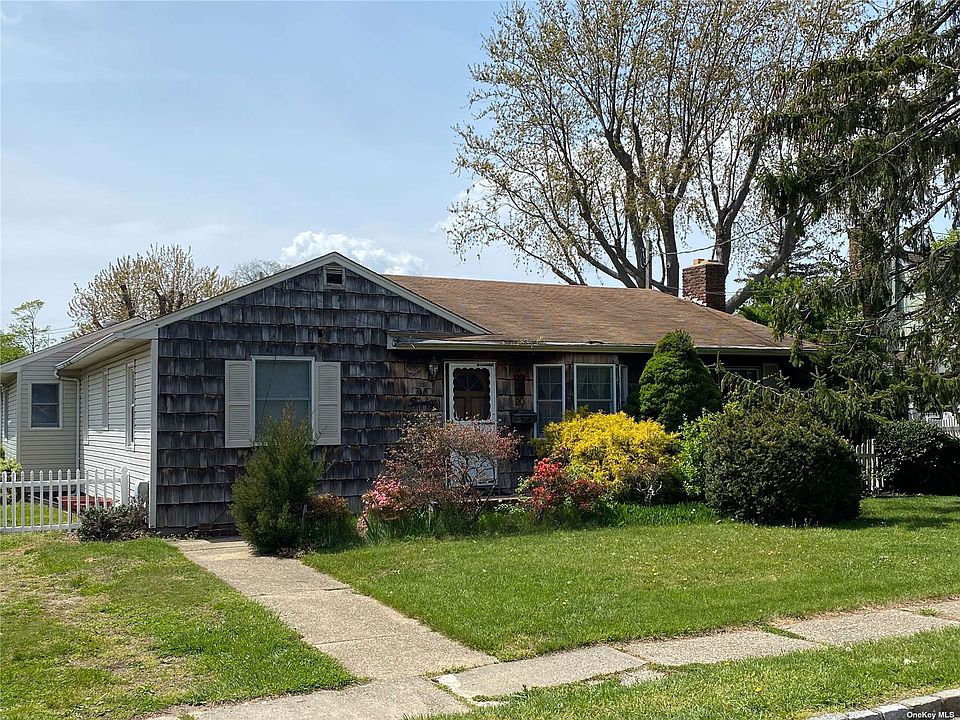 20 E Bay Drive, West Islip, NY 11795 Zillow