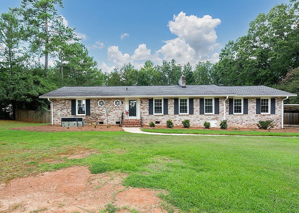 1st image of 116 Woodland Way