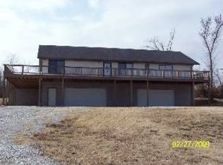 316 W Walter St, Stockton, MO 65785