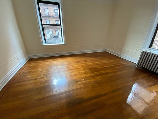 Rented by Contact Realty | media 7