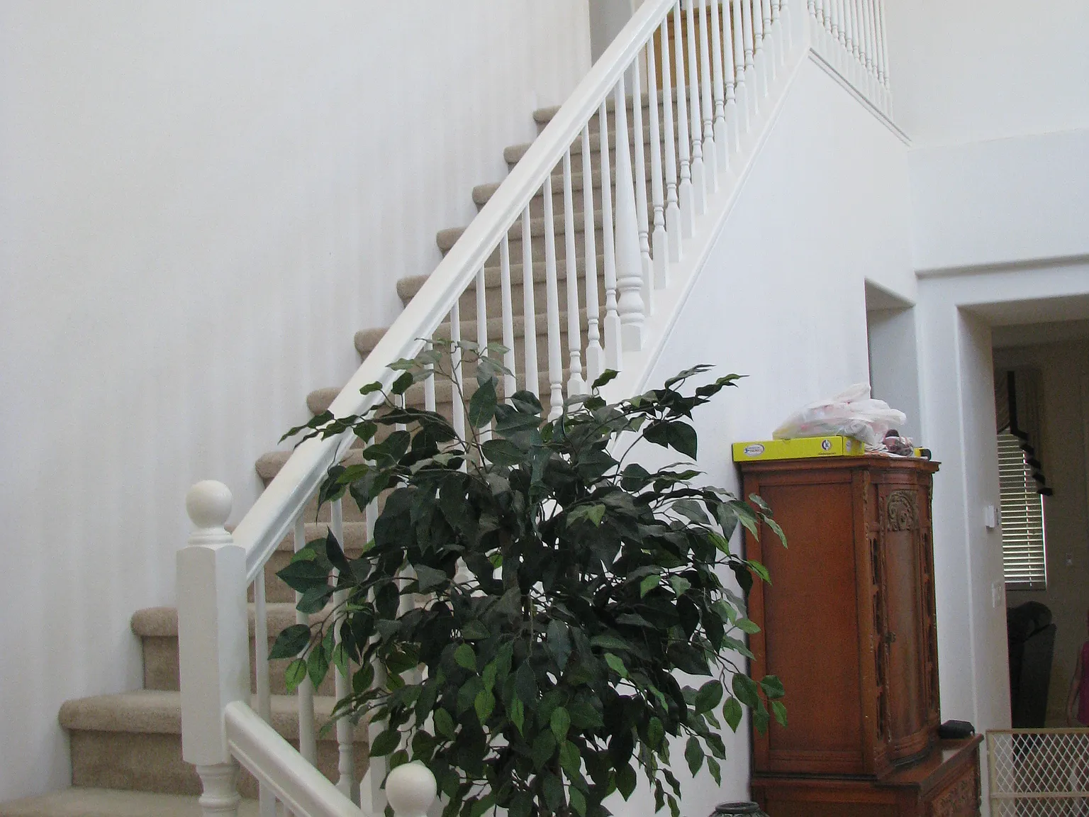 171 Portico Ln — Photo 3