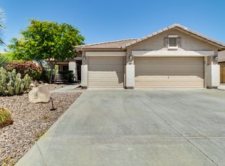 7670 W Robin Ln, Peoria, AZ 85383